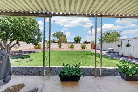 Exterior - 1938 W Weldon Ave, Phoenix, AZ 85015 photo 2 of 6