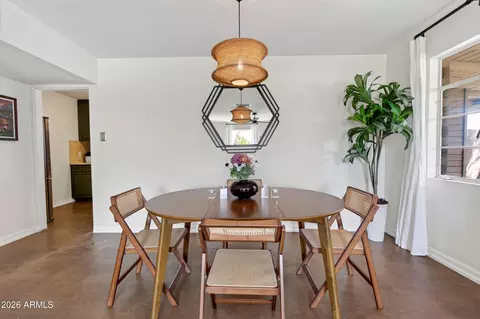 Dining - 1938 W Weldon Ave, Phoenix, AZ 85015 photo 1 of 2
