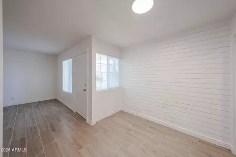 Entry Way - 1622 E Campbell Ave #J, Phoenix, AZ 85016 photo 1 of 2