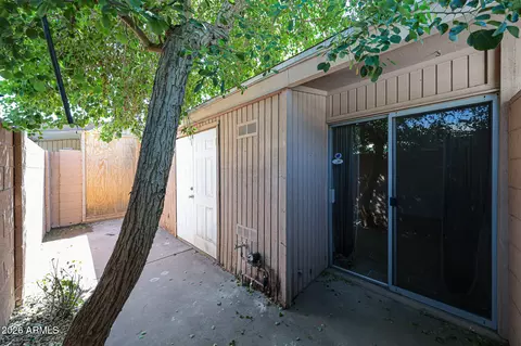Exterior - 1622 E Campbell Ave #J, Phoenix, AZ 85016 photo 2 of 4