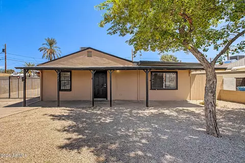 Exterior - 1621 N 37th Dr, Phoenix, AZ 85009 photo 2 of 5