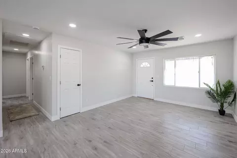 Living - 6609 N 20th Ave, Phoenix, AZ 85015 photo 3 of 4