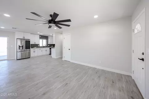 Living - 6609 N 20th Ave, Phoenix, AZ 85015 photo 2 of 4