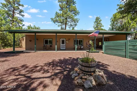 Exterior - 2976 Pine Rim Rd, Overgaard, AZ 85933 photo 1 of 8