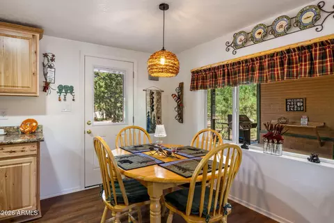 Dining - 2976 Pine Rim Rd, Overgaard, AZ 85933 photo 1 of 1