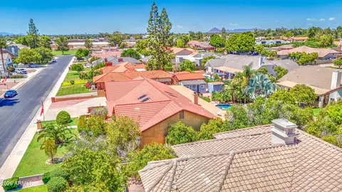 View/Area - 3232 Ellis St, Mesa, AZ 85213 photo 7 of 40