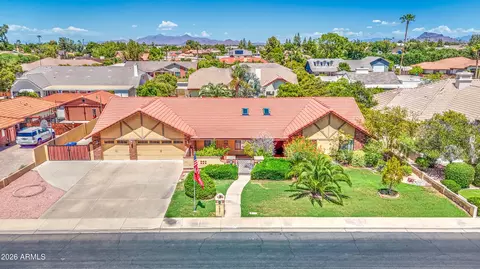 View/Area - 3232 Ellis St, Mesa, AZ 85213 photo 2 of 40