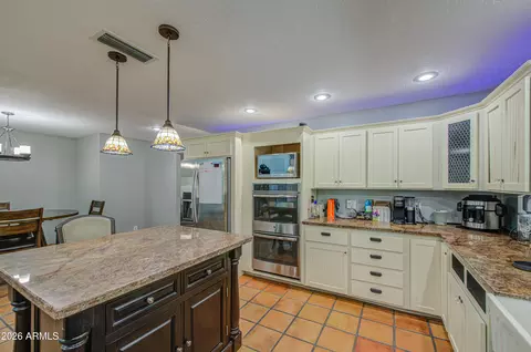 Kitchen - 3232 Ellis St, Mesa, AZ 85213 photo 6 of 8