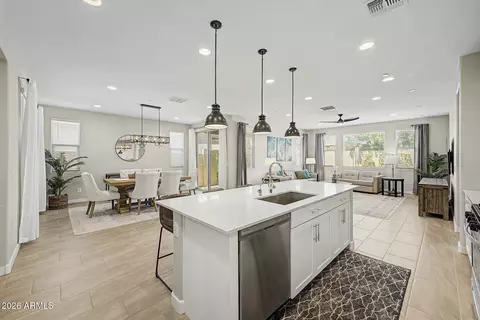 Kitchen - 9852 E Texas Ave, Mesa, AZ 85212 photo 2 of 2