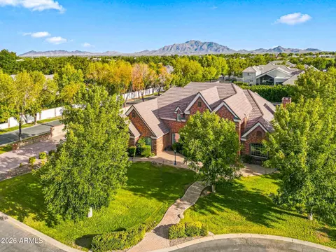 View/Area - 15415 E Pickett Ct, Gilbert, AZ 85298 photo 1 of 13
