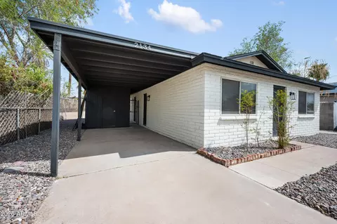 Exterior - 2134 E Harvard St, Phoenix, AZ 85006 photo 5 of 8