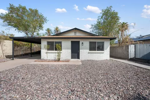 Exterior - 2134 E Harvard St, Phoenix, AZ 85006 photo 6 of 8