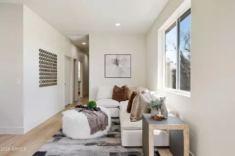 Entry Way - 2134 E Harvard St, Phoenix, AZ 85006 photo 1 of 2