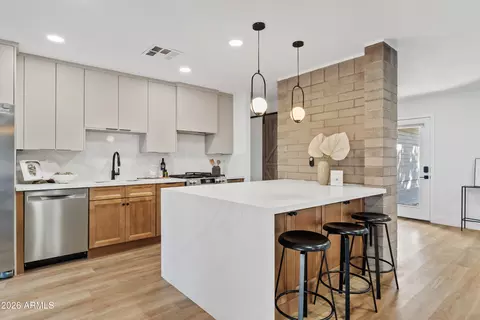 Kitchen - 1322 E Catalina Dr, Phoenix, AZ 85014 photo 1 of 4