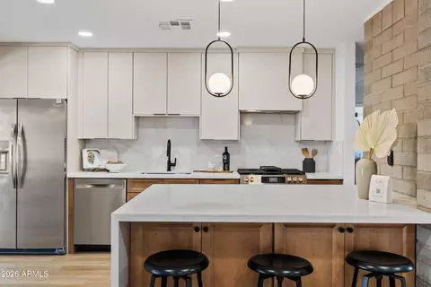 Kitchen - 1322 E Catalina Dr, Phoenix, AZ 85014 photo 2 of 4