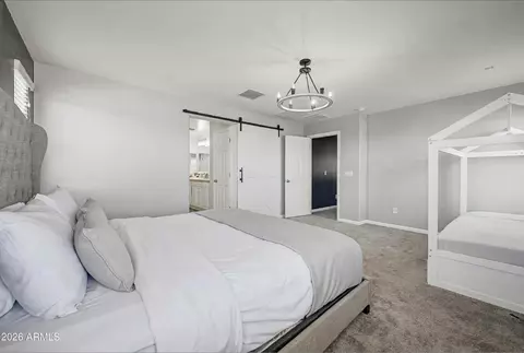 Bedroom - 3912 E Blue Spruce Ln, Gilbert, AZ 85298 photo 1 of 3