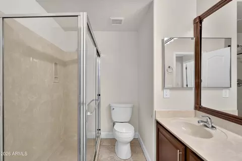 Bath - 4507 E Olive Ave, Gilbert, AZ 85234 photo 5 of 7
