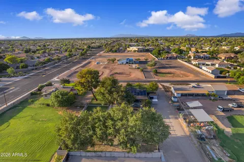 View/Area - 13619 E Morgan Dr, Gilbert, AZ 85295 photo 6 of 7