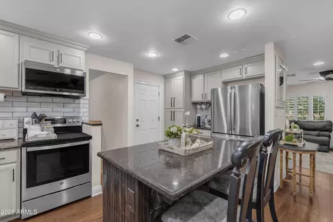 Kitchen - 13619 E Morgan Dr, Gilbert, AZ 85295 photo 2 of 6
