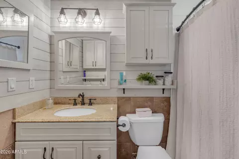 Bath - 13619 E Morgan Dr, Gilbert, AZ 85295 photo 1 of 4