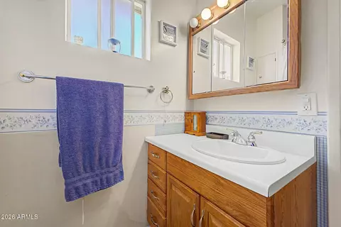 Bath - 381 W Pima Ave, Coolidge, AZ 85128 photo 1 of 3