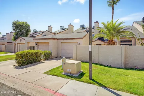 Exterior - 3301 E Kelton Ln #103, Phoenix, AZ 85032 photo 3 of 9