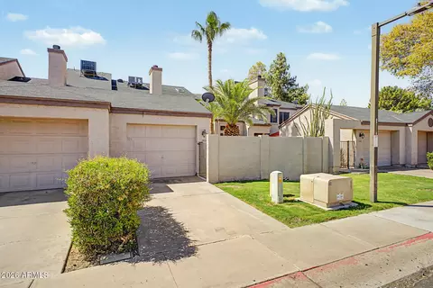 Exterior - 3301 E Kelton Ln #103, Phoenix, AZ 85032 photo 2 of 9