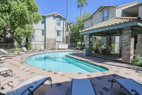 Exterior - 2025 E Campbell Ave #140, Phoenix, AZ 85016 photo 4 of 17