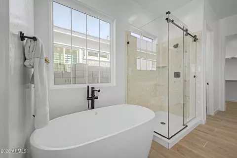 Bath - 3718 E Rochelle Cir, Mesa, AZ 85213 photo 2 of 5