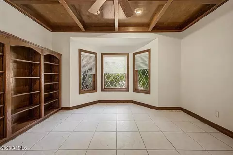 Living - 1071 E Sandpiper Dr, Tempe, AZ 85283 photo 12 of 17