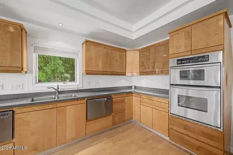 Kitchen - 1071 E Sandpiper Dr, Tempe, AZ 85283 photo 2 of 6