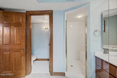 Bath - 1071 E Sandpiper Dr, Tempe, AZ 85283 photo 7 of 9