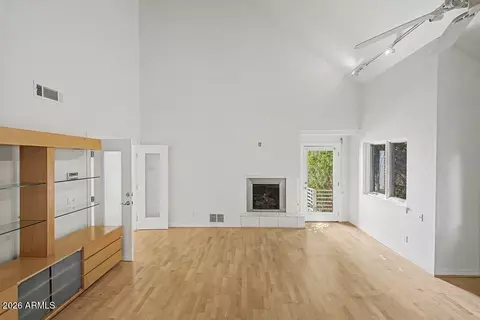 Living - 1071 E Sandpiper Dr, Tempe, AZ 85283 photo 11 of 17