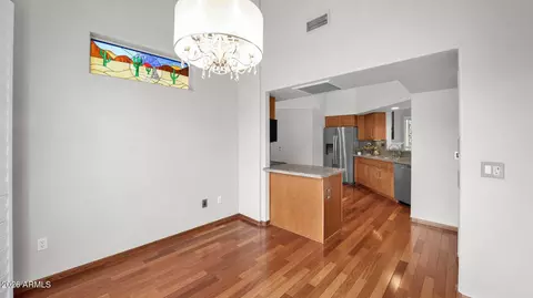 Dining - 1747 E Northern Ave #277, Phoenix, AZ 85020 photo 1 of 1