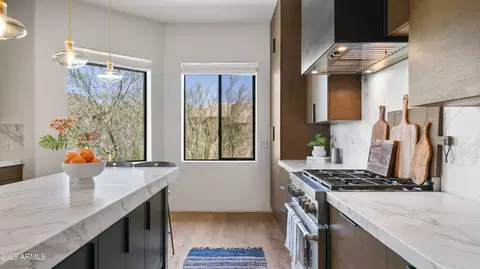 Kitchen - 7260 Eagle Crest Dr #34, Mesa, AZ 85207 photo 4 of 7