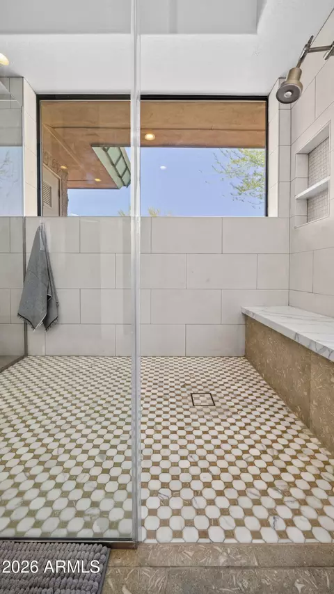 Bath - 7260 Eagle Crest Dr #34, Mesa, AZ 85207 photo 8 of 12