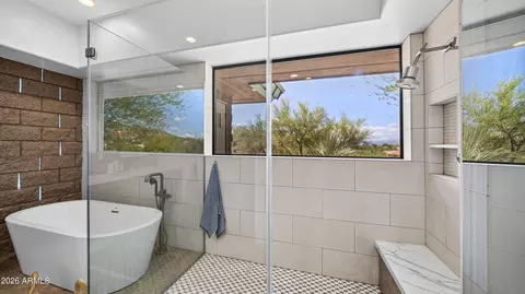Bath - 7260 Eagle Crest Dr #34, Mesa, AZ 85207 photo 7 of 12