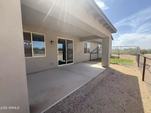 Exterior - 39026 N 9th Ave, Phoenix, AZ 85086 photo 2 of 4
