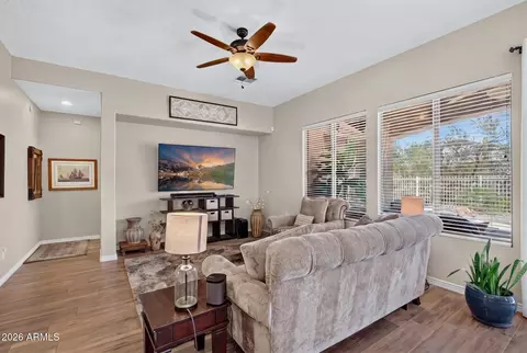 Living - 5016 E Robin Ln, Phoenix, AZ 85054 photo 1 of 4