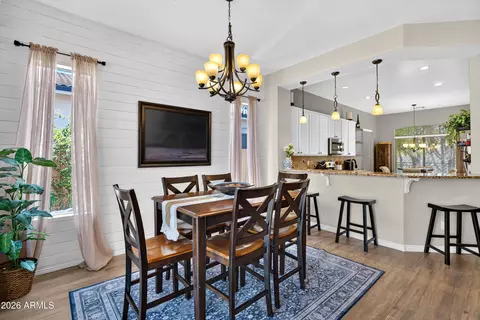 Dining - 5016 E Robin Ln, Phoenix, AZ 85054 photo 4 of 4