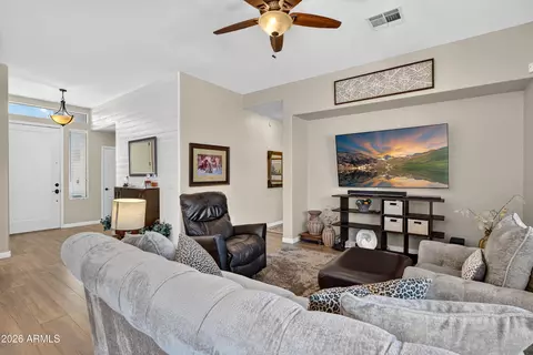 Living - 5016 E Robin Ln, Phoenix, AZ 85054 photo 1 of 3