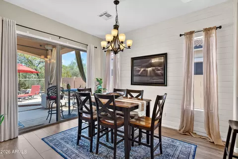 Dining - 5016 E Robin Ln, Phoenix, AZ 85054 photo 3 of 4