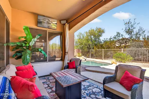 Exterior - 5016 E Robin Ln, Phoenix, AZ 85054 photo 7 of 8