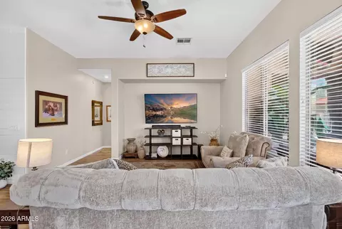 Living - 5016 E Robin Ln, Phoenix, AZ 85054 photo 4 of 4