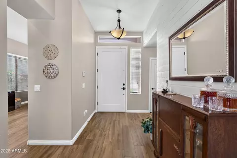 Entry Way - 5016 E Robin Ln, Phoenix, AZ 85054 photo 1 of 3