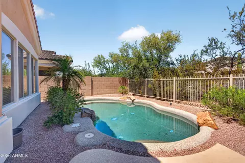 Exterior - 5016 E Robin Ln, Phoenix, AZ 85054 photo 3 of 8
