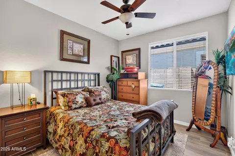 Bedroom - 5016 E Robin Ln, Phoenix, AZ 85054 photo 5 of 5