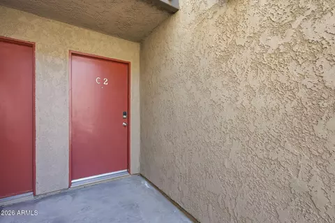 Exterior - 5525 E Thomas Rd #C2, Phoenix, AZ 85018 photo 2 of 5