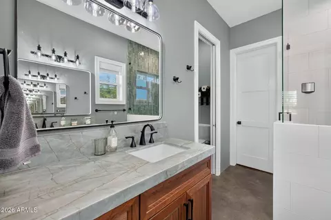 Bath - 4921 N Wolverine Pass Rd, Apache Junction, AZ 85119 photo 2 of 7