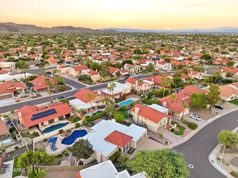View/Area - 3846 E Keresan St, Phoenix, AZ 85044 photo 7 of 10